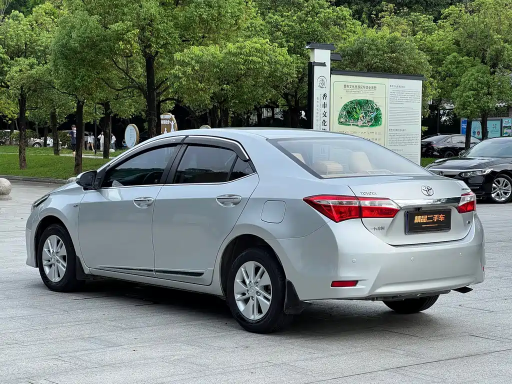 Toyota Corolla 2015