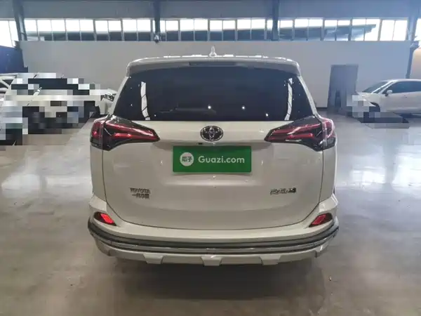Toyota RAV4 2019