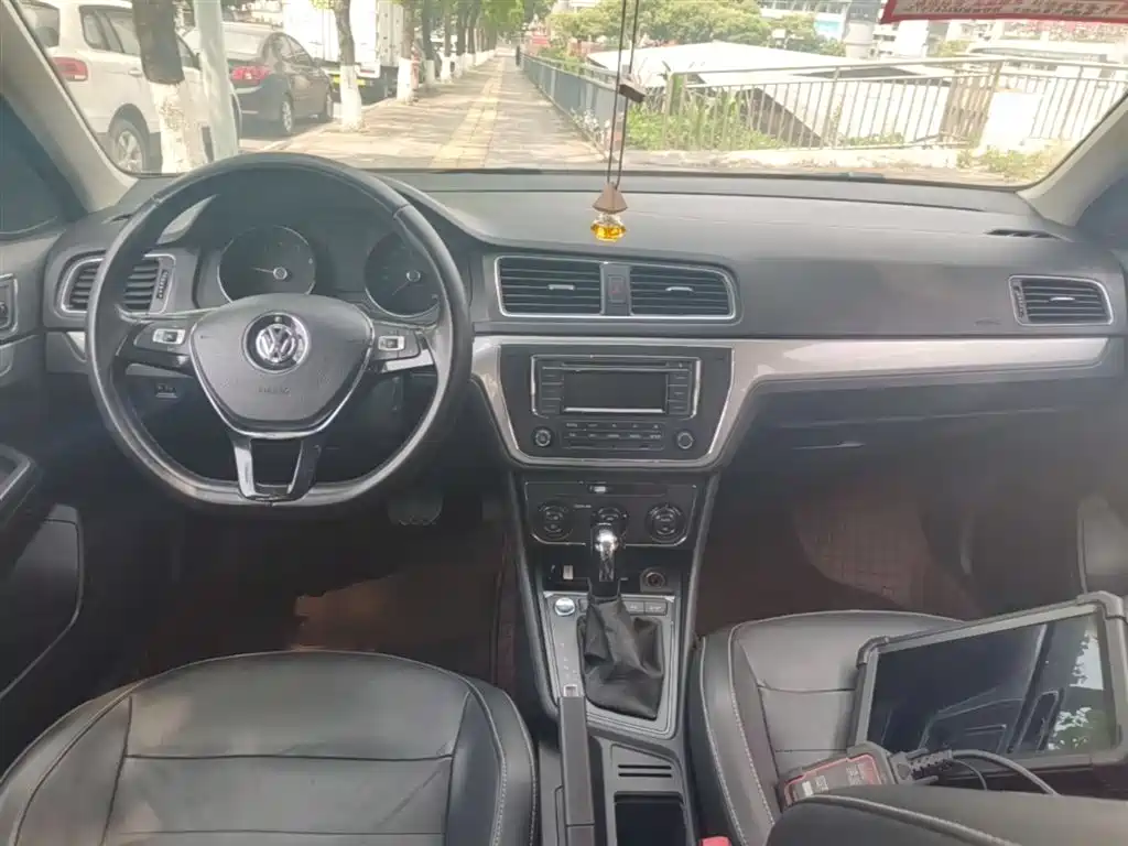 Volkswagen Gran Lavida 2017 — фото 10