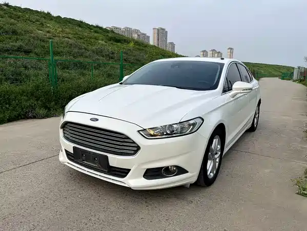 Ford Mondeo 2013