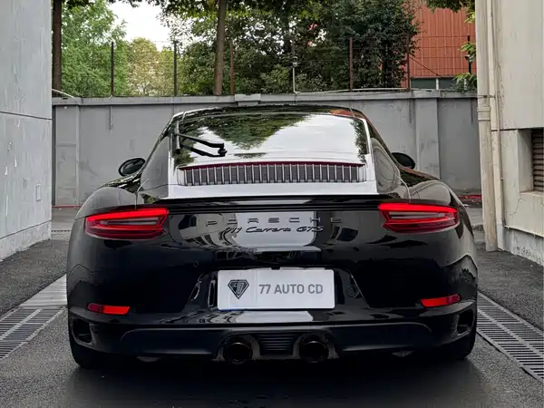 Porsche 911 2017