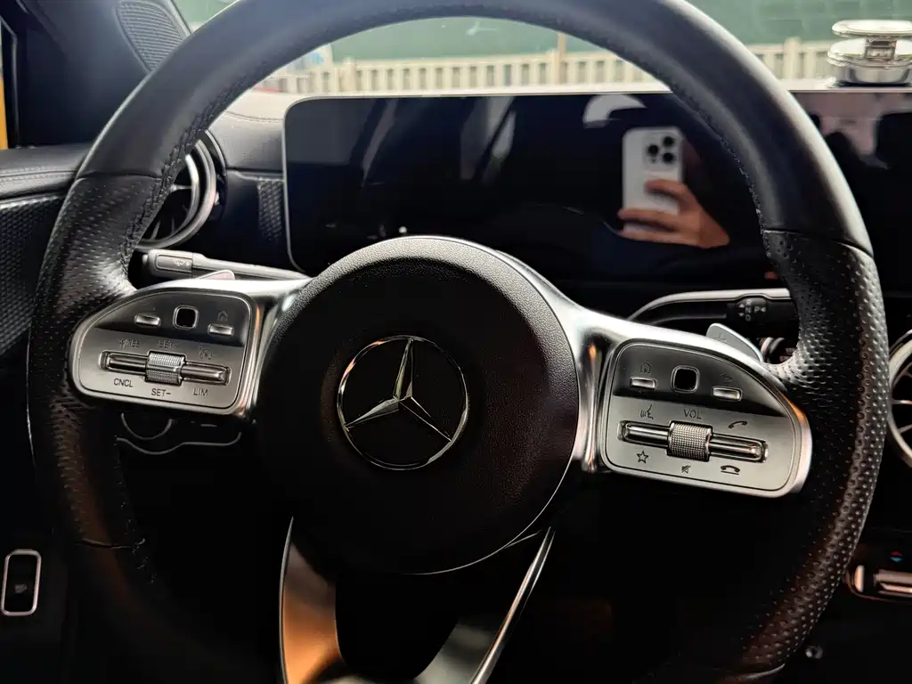 Mercedes-Benz A-Class 2020 — фото 15