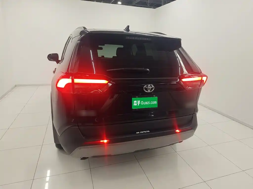 Toyota RAV4 2023