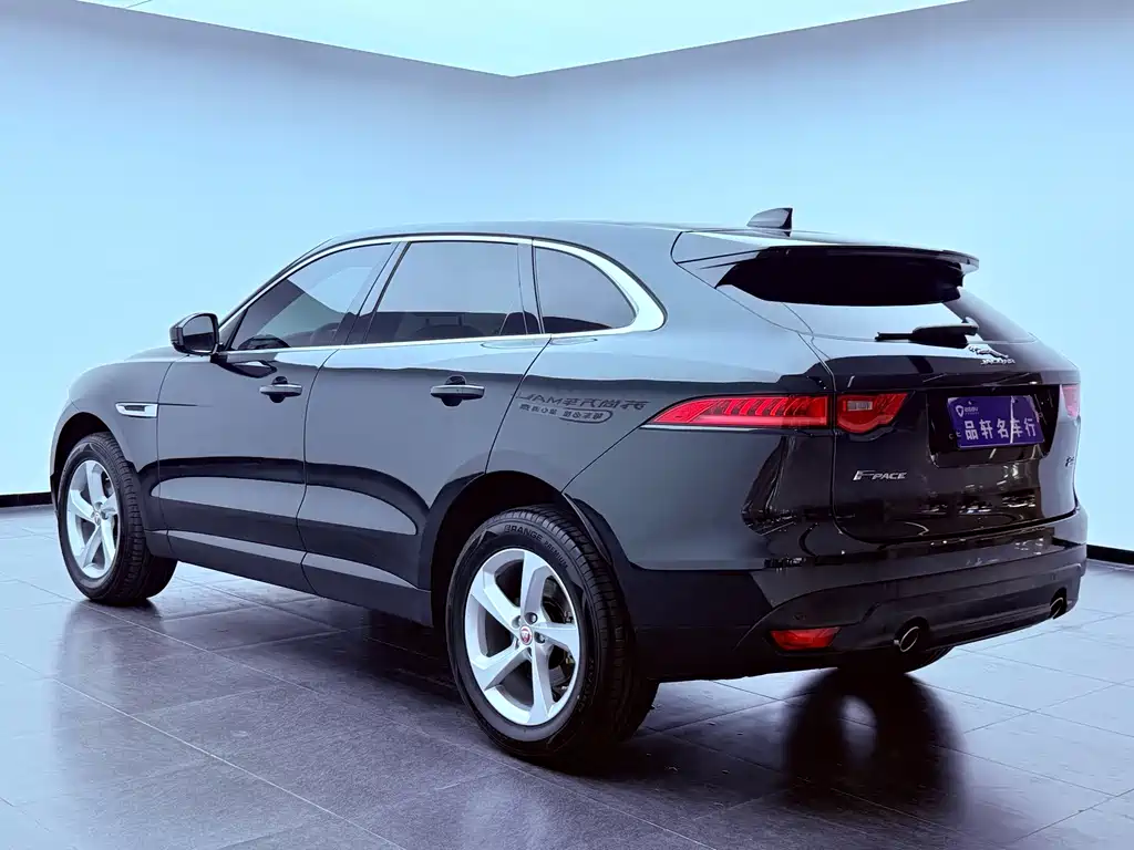 Jaguar F-PACE 2021 — фото 3