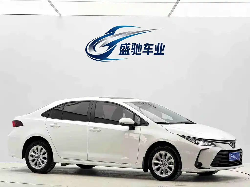 Toyota Corolla 2022 — фото 3