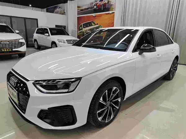Audi A4L 2023