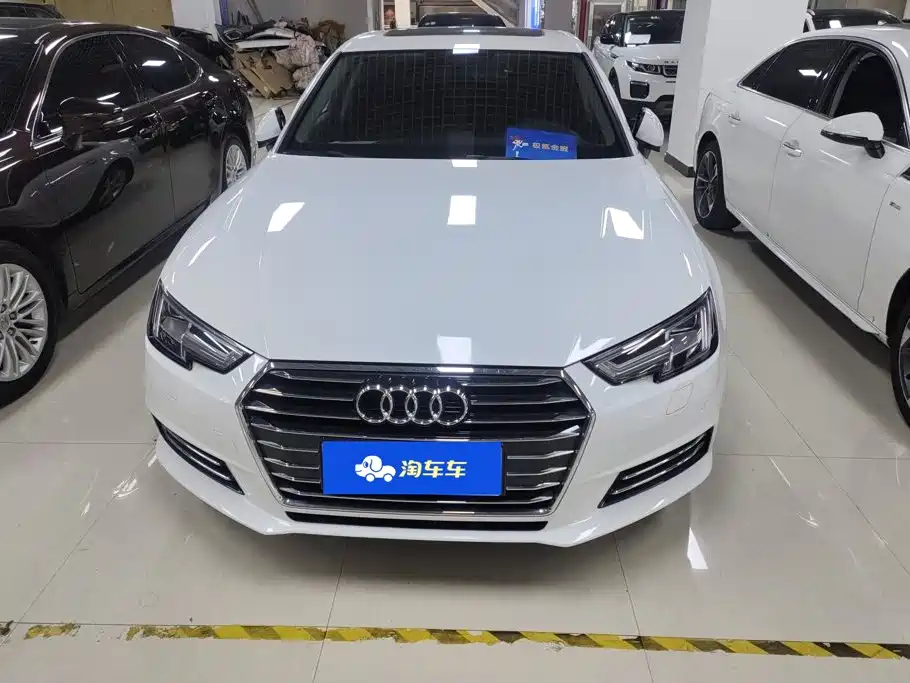 Audi A4L 2018