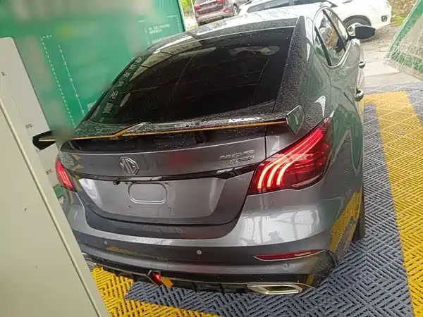 MG MG6 2021