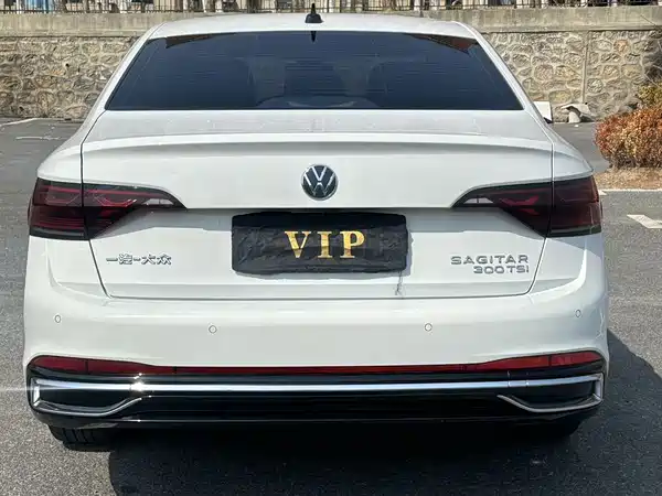 Volkswagen Sagitar 2022