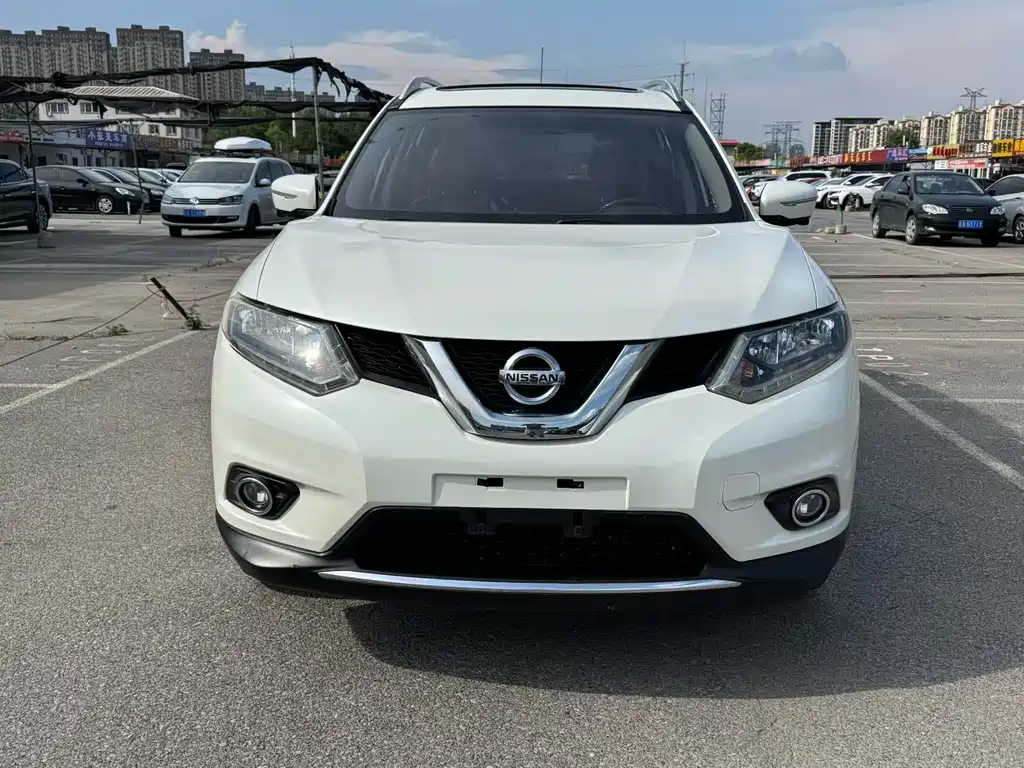 Nissan X-Trail 2015 — фото 2
