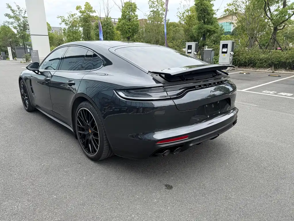 Porsche Panamera 2023 — фото 16
