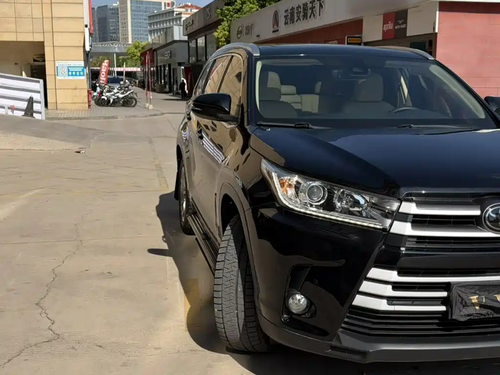 Toyota Highlander 2018 — фото 23