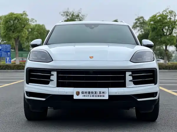 Porsche Cayenne 2025