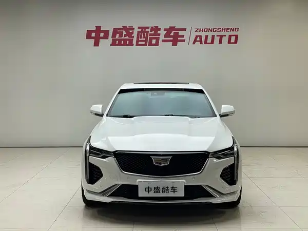 Cadillac CT4 2023