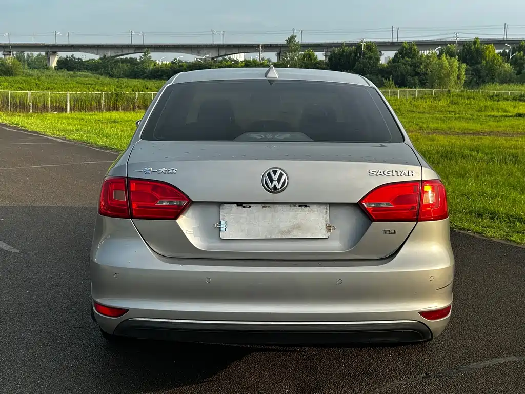 Volkswagen Sagitar 2015 — фото 15