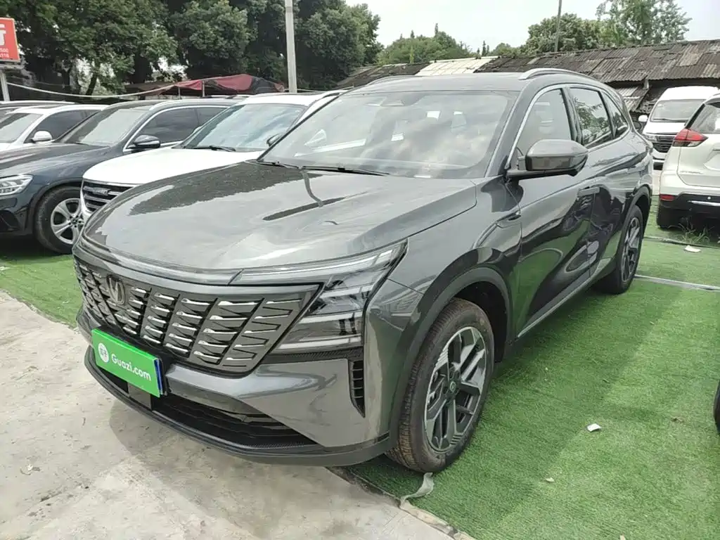 Changan CS75 PLUS 2026 — фото 2
