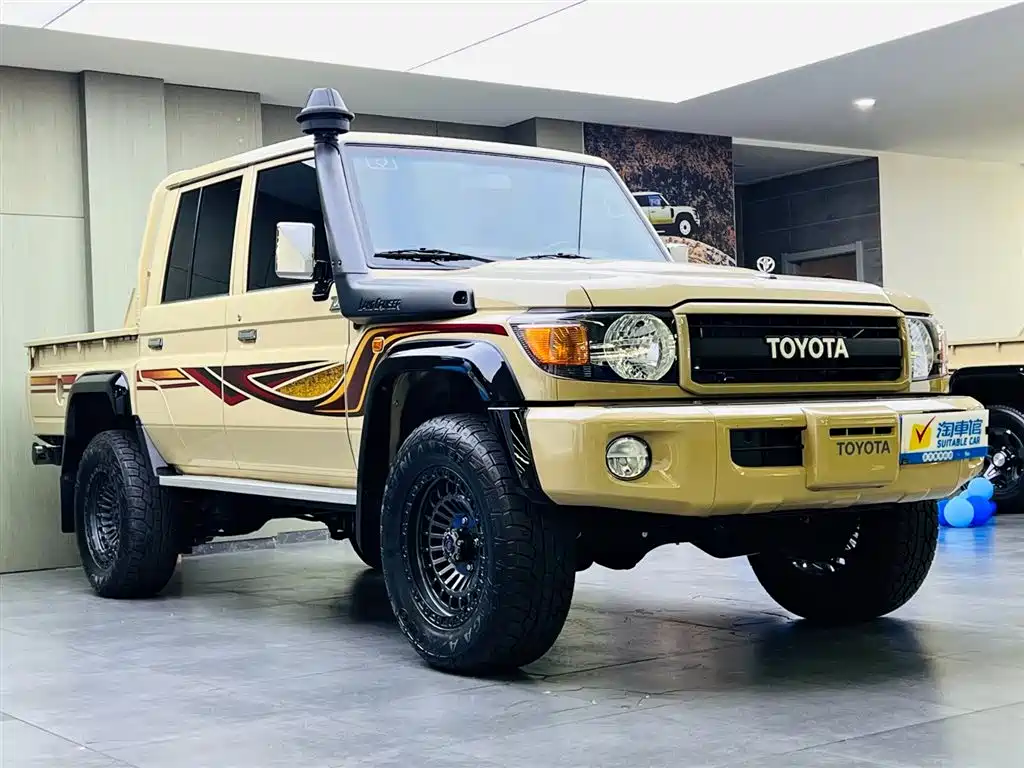 Toyota Land Cruiser 2023 — фото 3