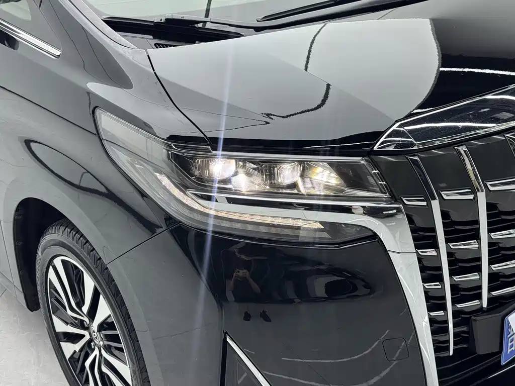 Toyota Alphard 2019 — фото 4