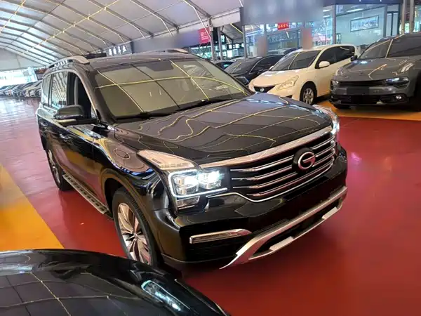 GAC Trumpchi GS8 2017