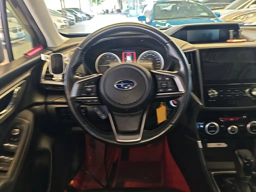 Subaru Forester 2020 — фото 11