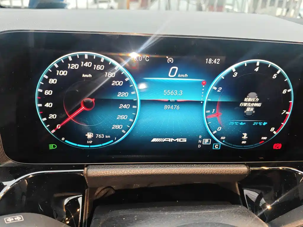Mercedes-Benz GLA AMG 2021
