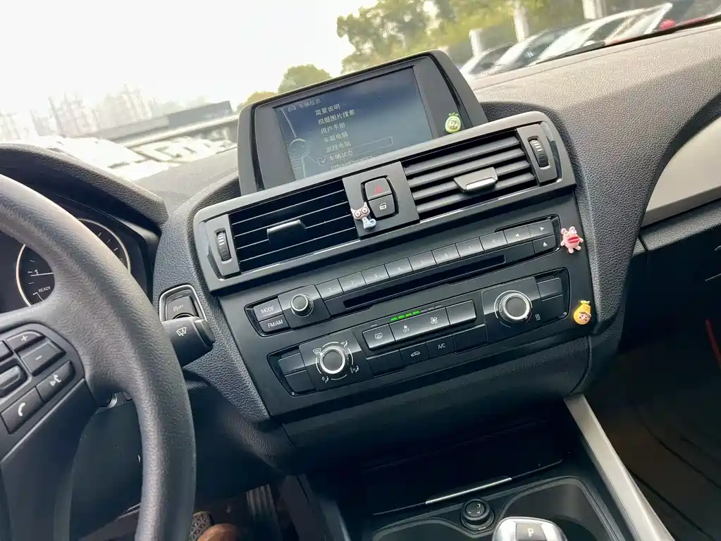 BMW 1 Series 2014 — фото 17