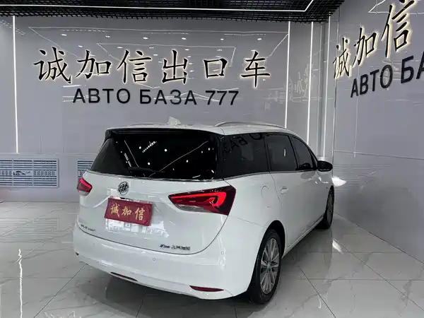 Buick GL6 2023