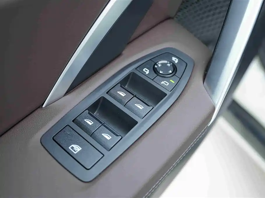 BMW X1 2024 — фото 11