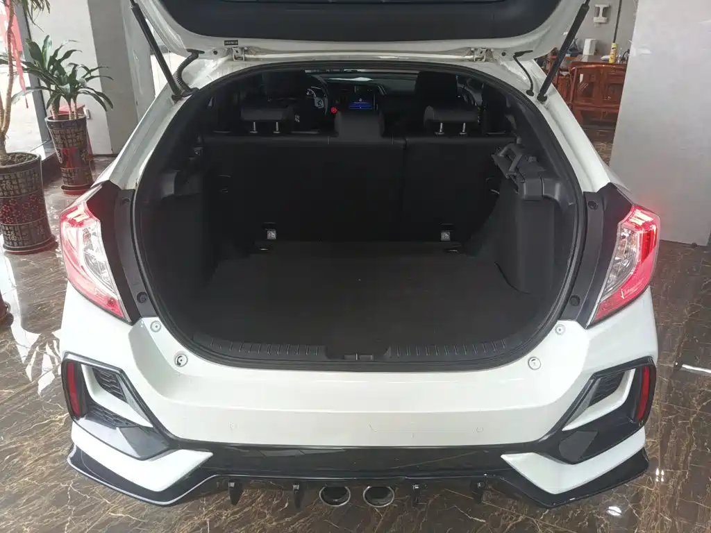 Honda Civic 2022 — фото 15