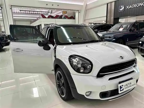 MINI Countryman 2016