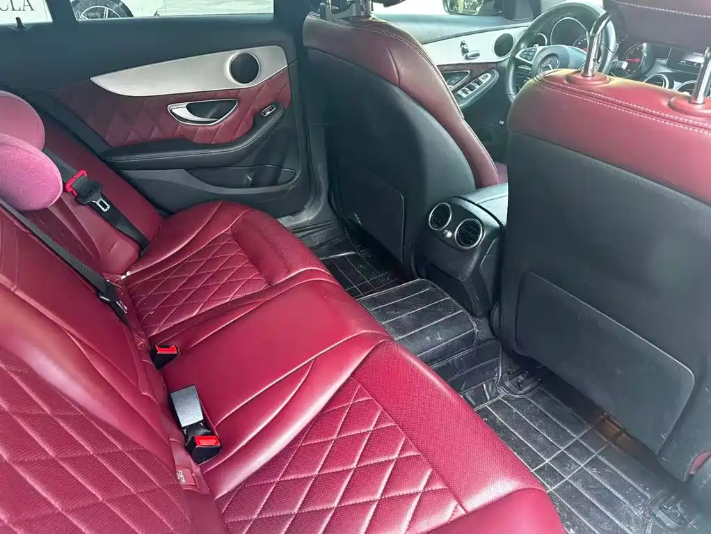Mercedes-Benz C-Class 2018 — фото 16