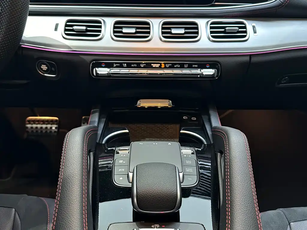 Mercedes-Benz GLE AMG 2024 — фото 12
