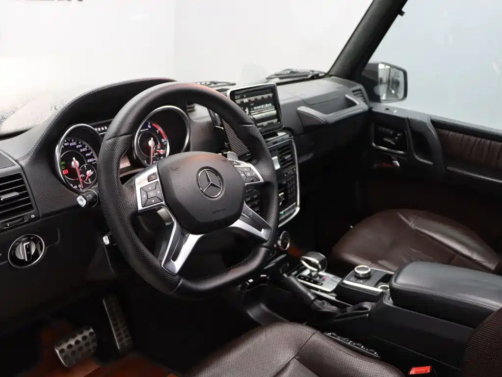 Mercedes-Benz G-Class AMG 2015 — фото 21