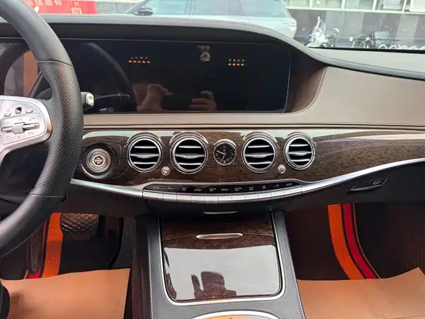 Mercedes-Benz S-Class 2018