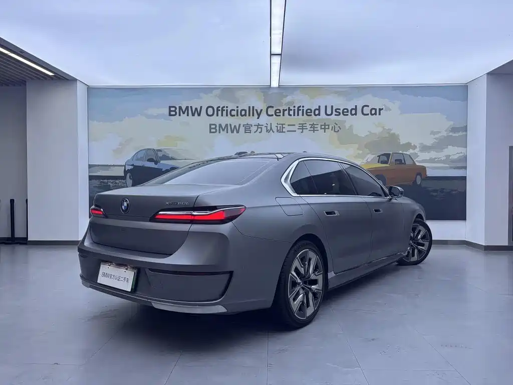 BMW i7 2024 — фото 4