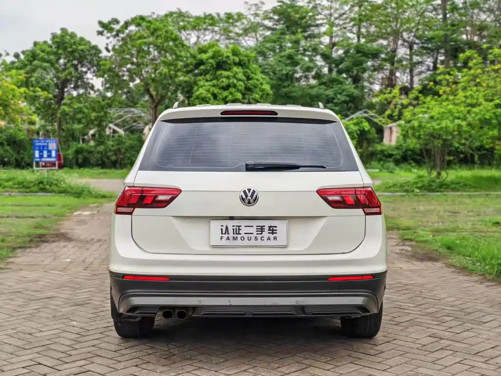Volkswagen Tiguan L 2017 — фото 8