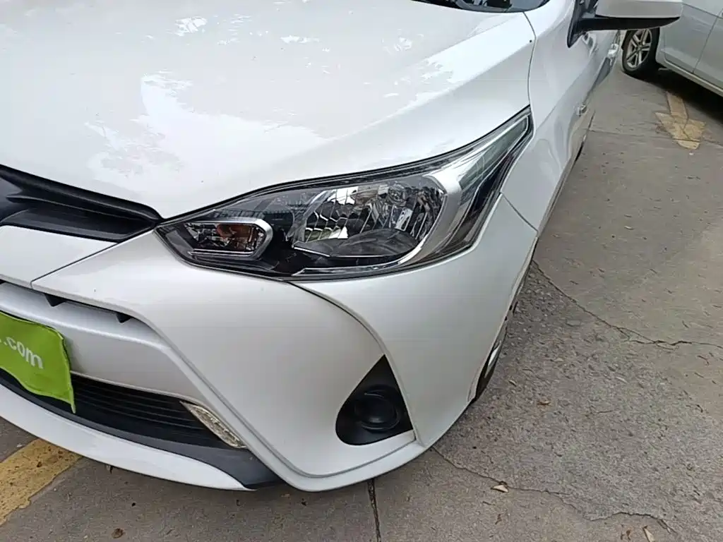 Toyota Yaris L 2018 — фото 24