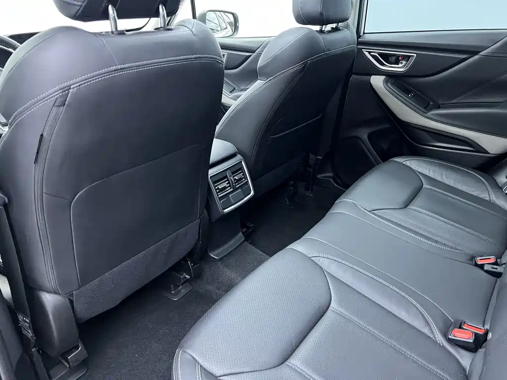 Subaru Forester 2022 — фото 15