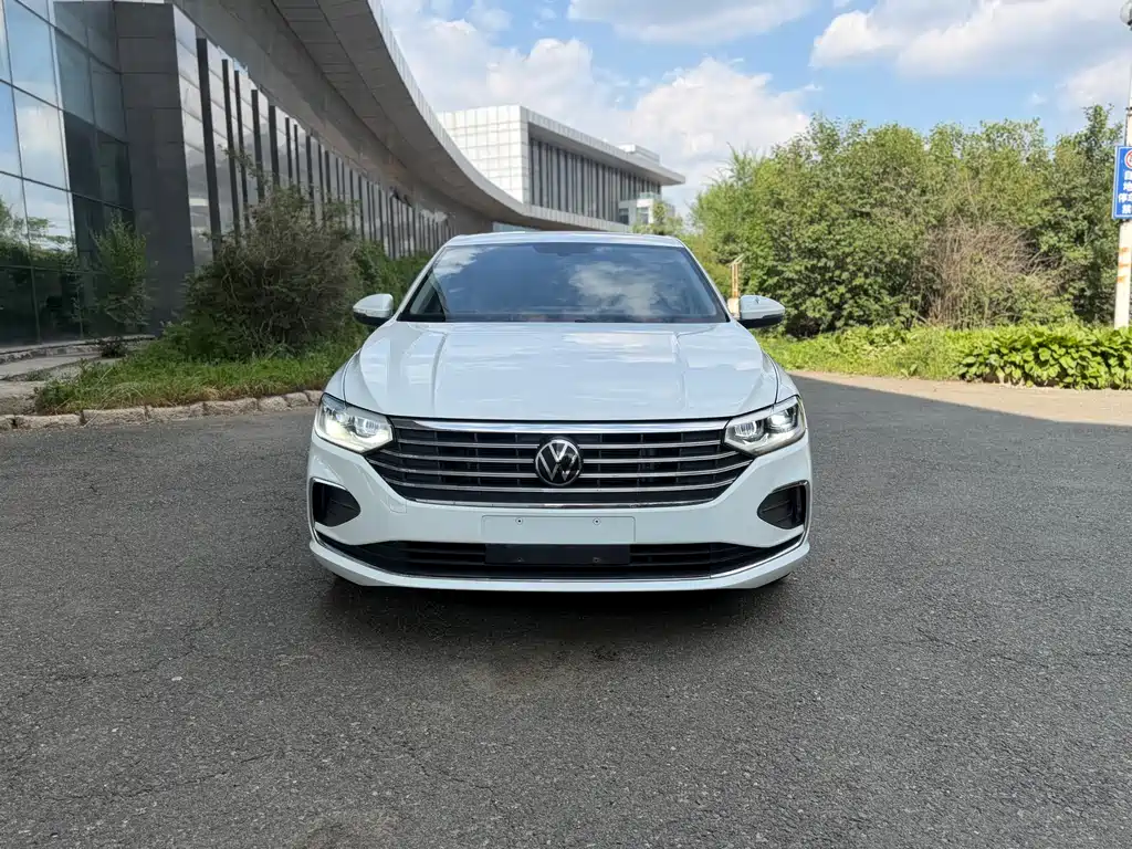 Volkswagen Lavida 2022