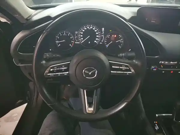 Mazda 3 Axela 2021