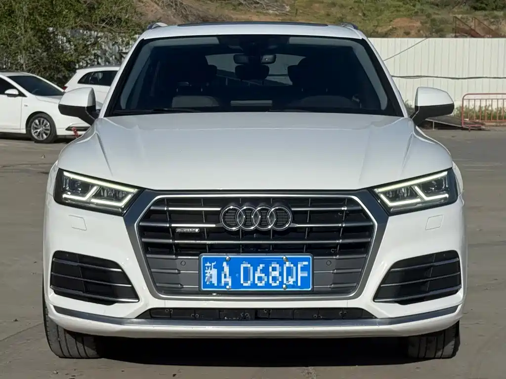 Audi Q5L 2021 — фото 2