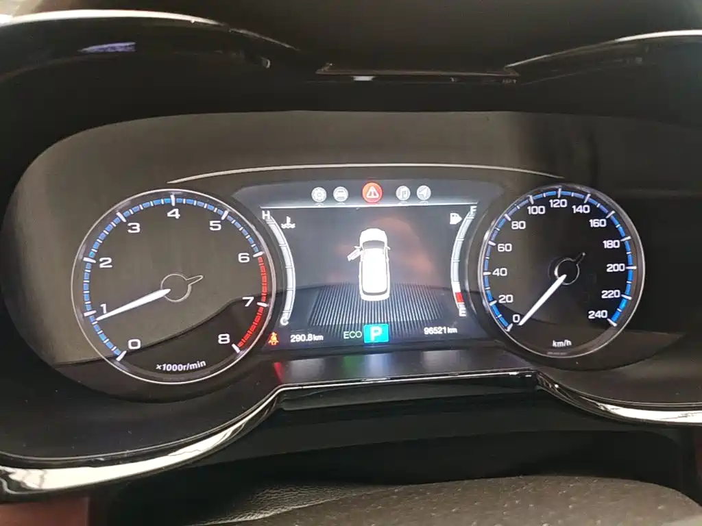GAC Motor Trumpchi GS8 2019 — фото 12