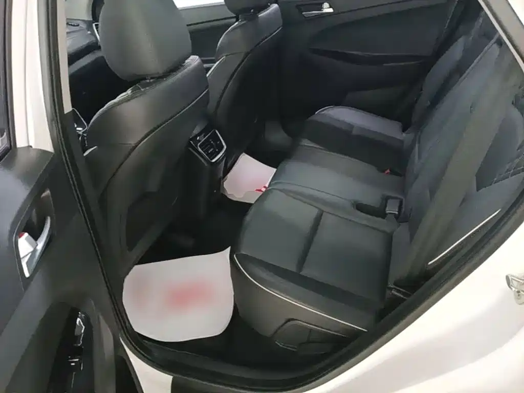 Hyundai Tucson 2019 — фото 17