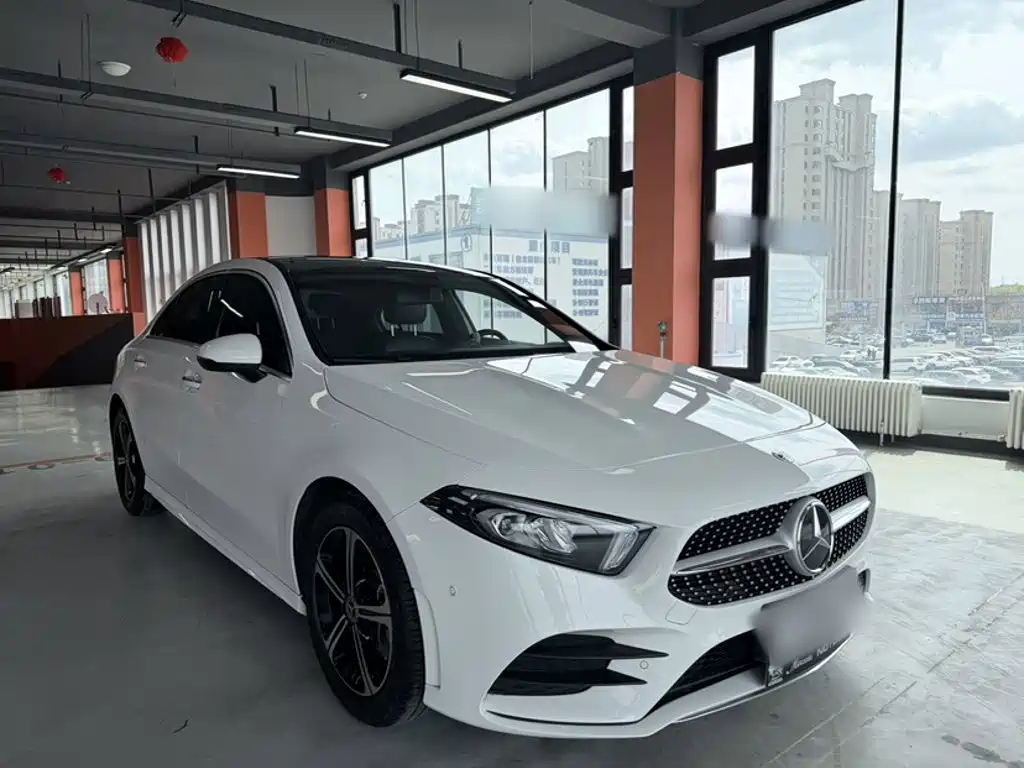 Mercedes-Benz A-Class 2022 — фото 23