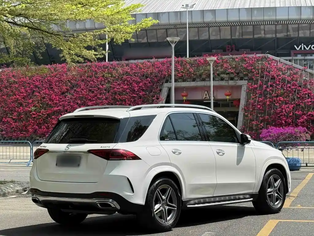 Mercedes-Benz GLE 2021 — фото 24
