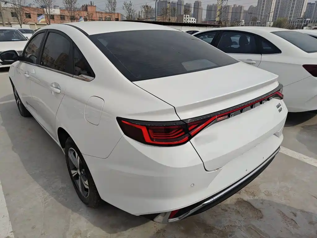 Geely Emgrand L Hip 2024 — фото 5