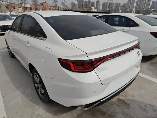 Geely Emgrand L Hip 2024