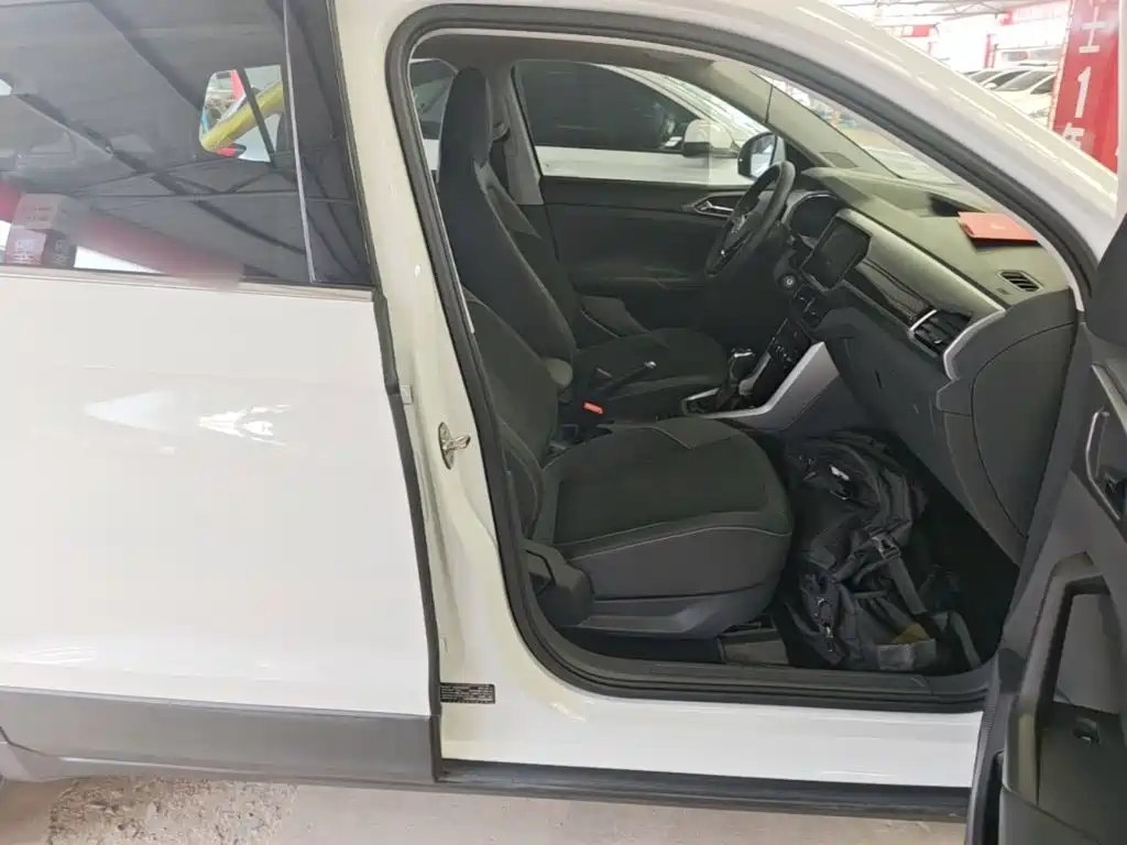 Volkswagen T-Cross 2020 — фото 25
