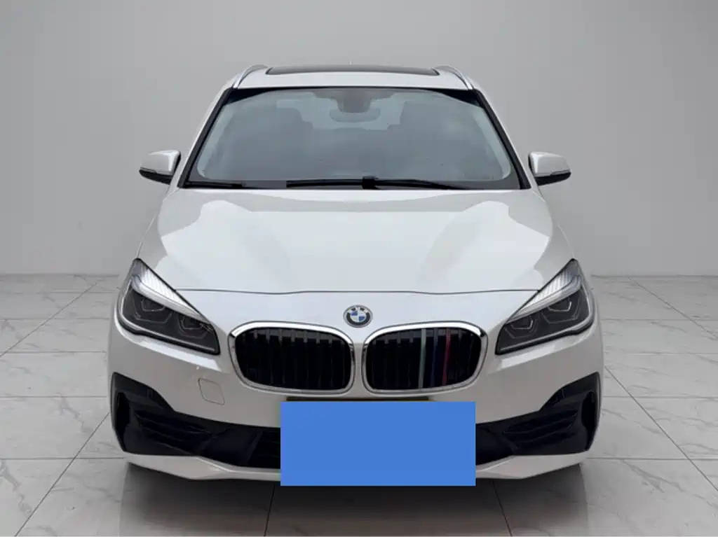 BMW 2 Series Active Tourer 2019 — фото 2