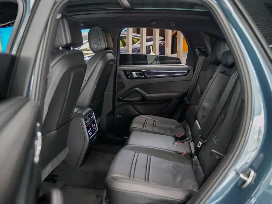 Porsche Cayenne 2018 — фото 14